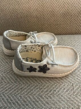 Hey Dude Kids Silver Glitter Star Canvas Slip-Ons